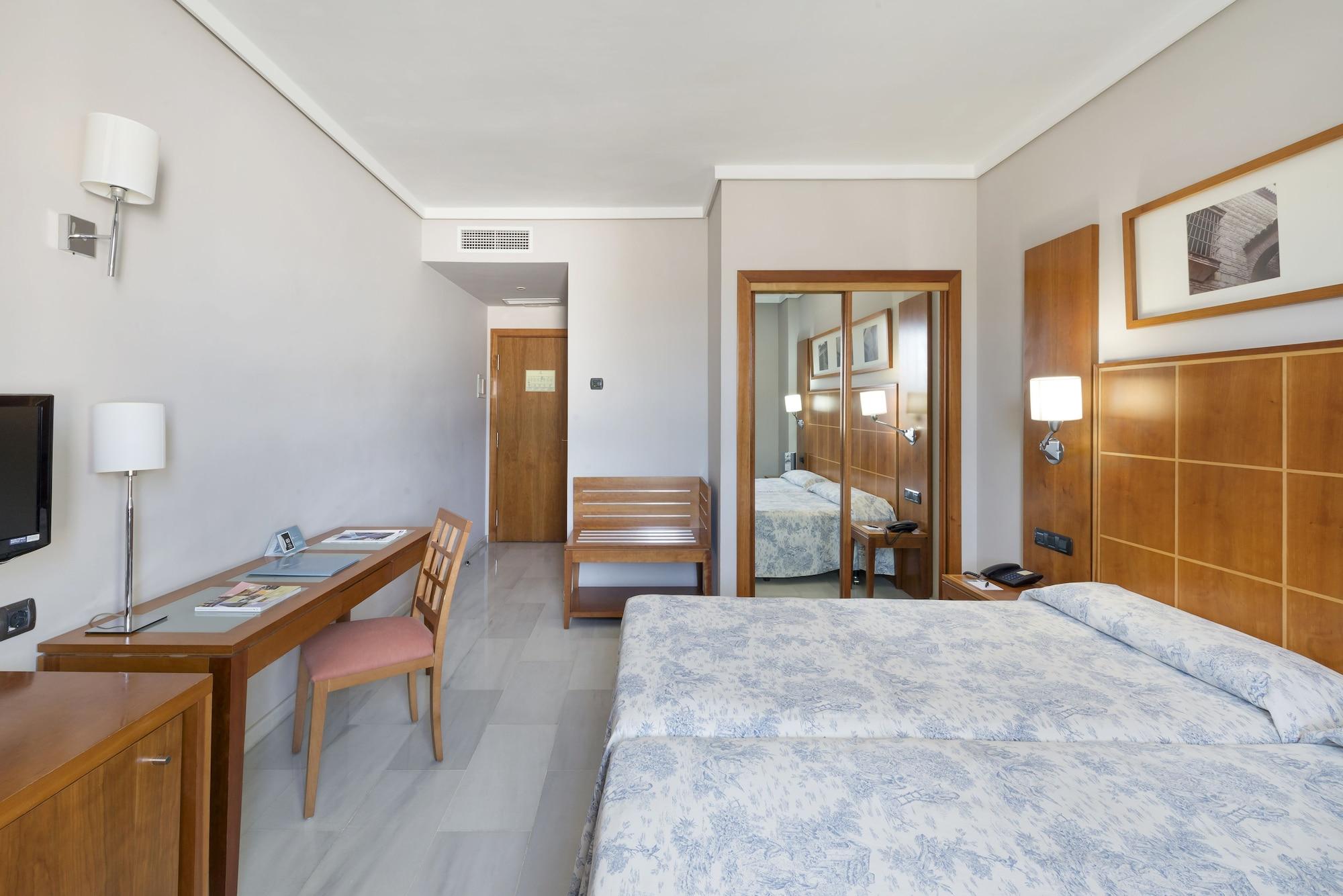 Exe Ciudad De Cordoba Hotel Luaran gambar