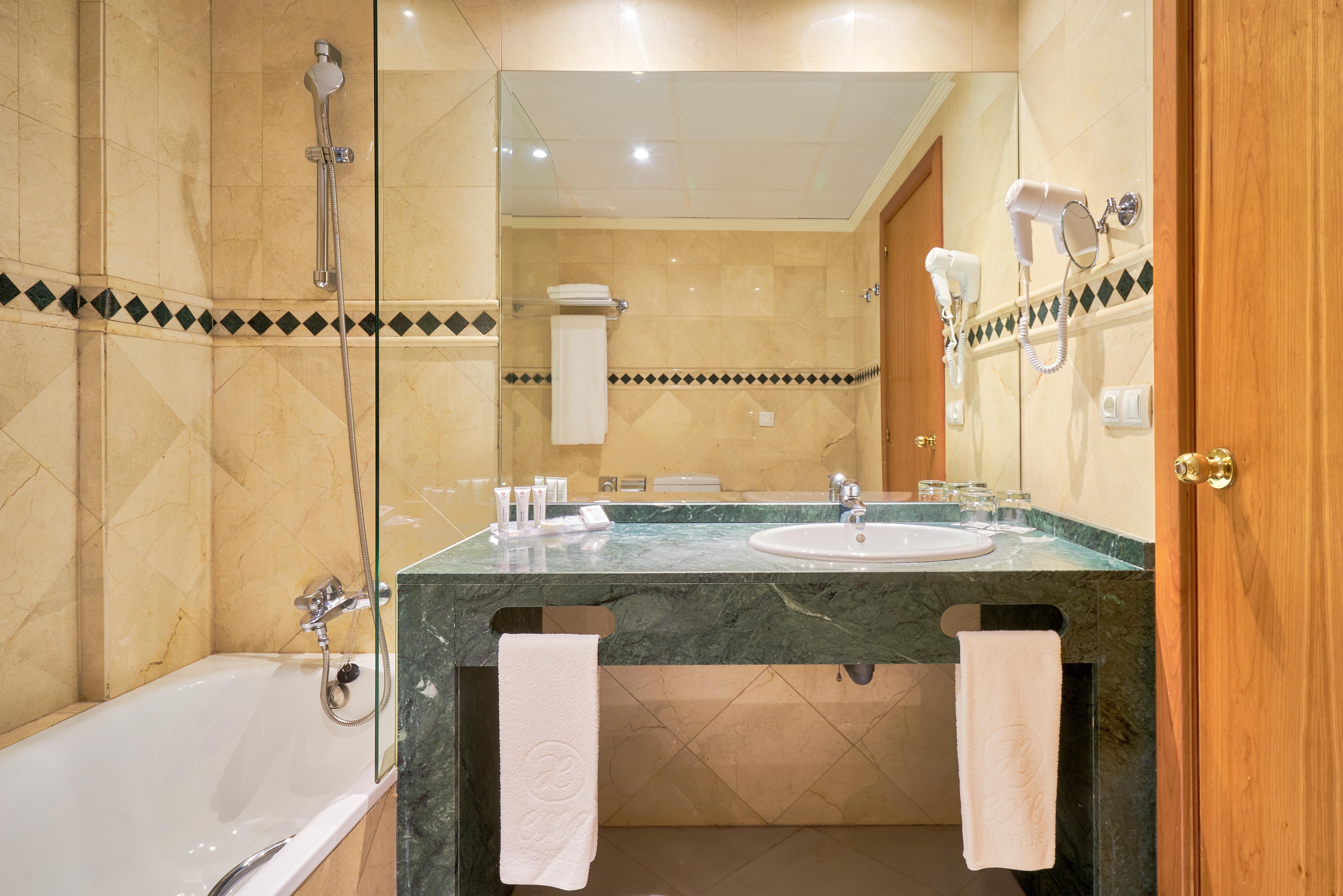 Exe Ciudad De Cordoba Hotel Luaran gambar